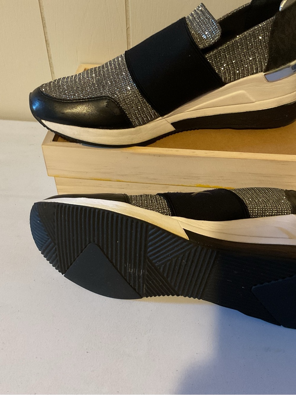 Michael Kors Embellished Black Slip-On Platform Sneakers Size 10 M - Picture 3 of 7